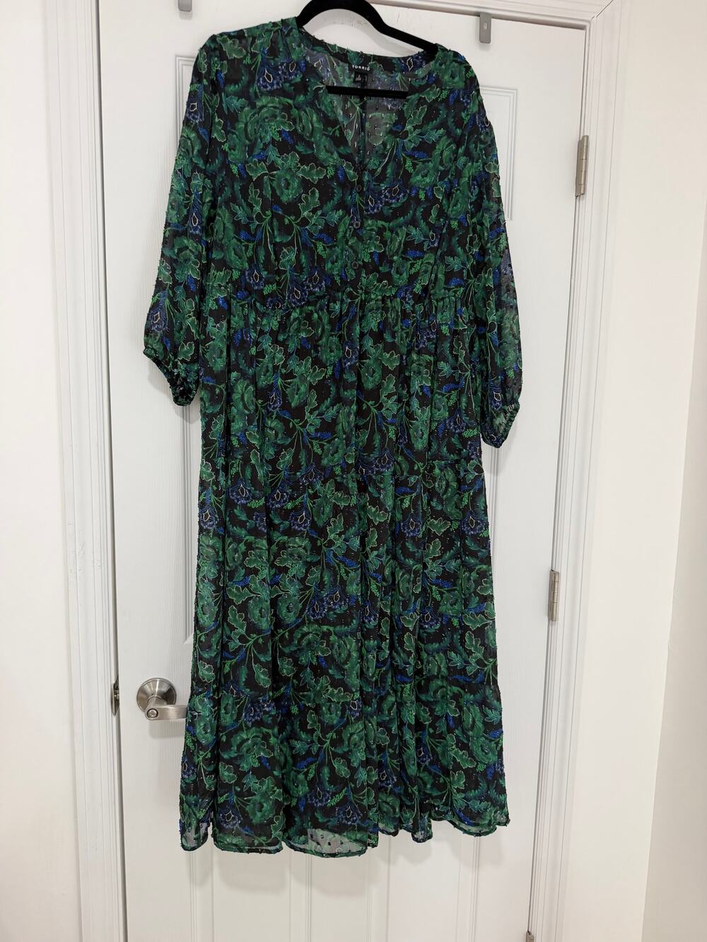 Torrid - Women's - Maxi Dress - Green & Blue & Black Floral - Size 2 NWT